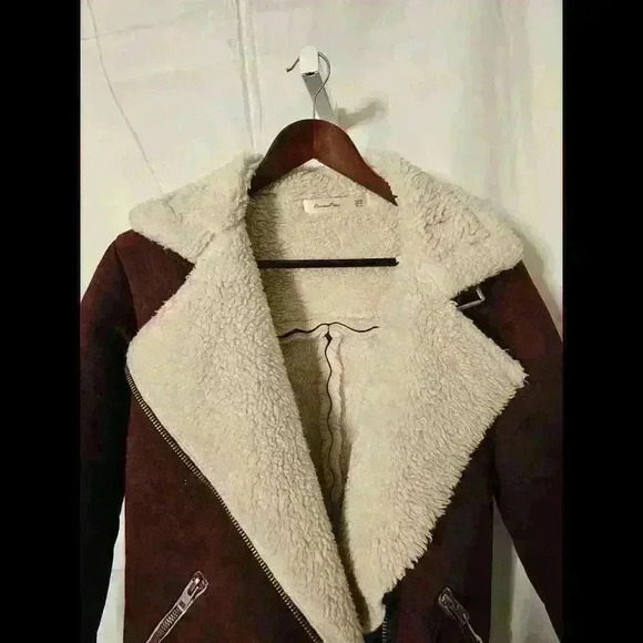 Cozy Sherpa-Lined Jacket by RandomPiece - Medium Size - Picture 6 of 6